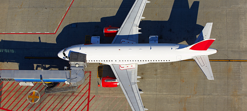 plane-on-ground-wing-angle-1